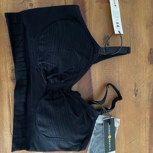Kindred Bravely pumping & nursing bra